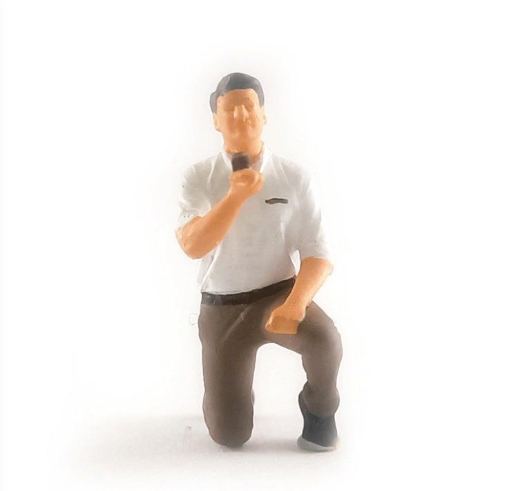 2PCS "I Do" 1/87 Mini Figure HO 1:87